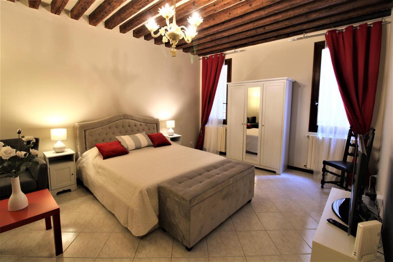 And Spacious * Venecia